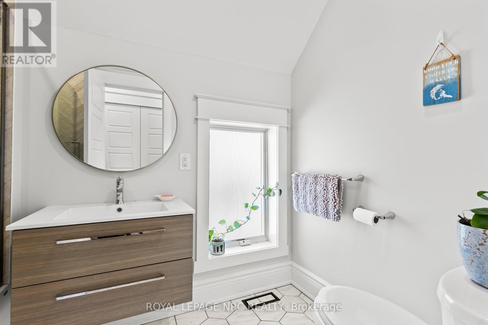 538 King Street, Port Colborne, Ontario  L3K 4H6 - Photo 31 - X12094013