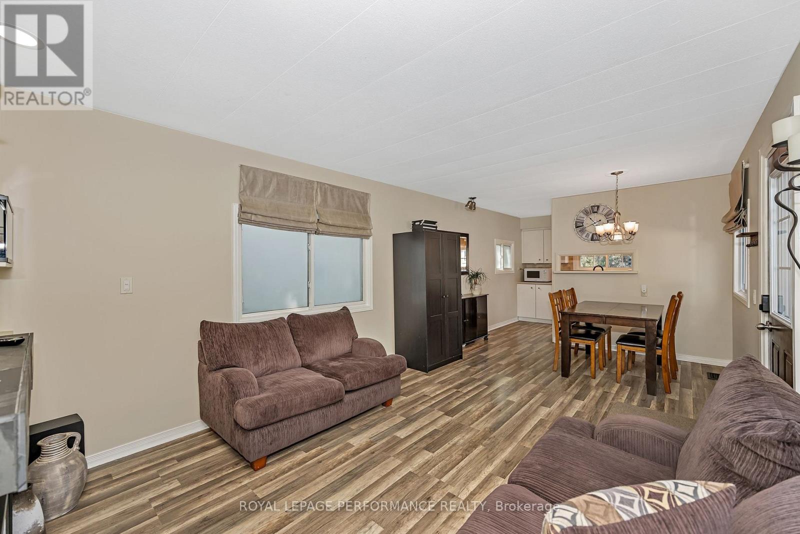 8 Bradley Green Court, Ottawa, Ontario  K2S 1B7 - Photo 13 - X12317993