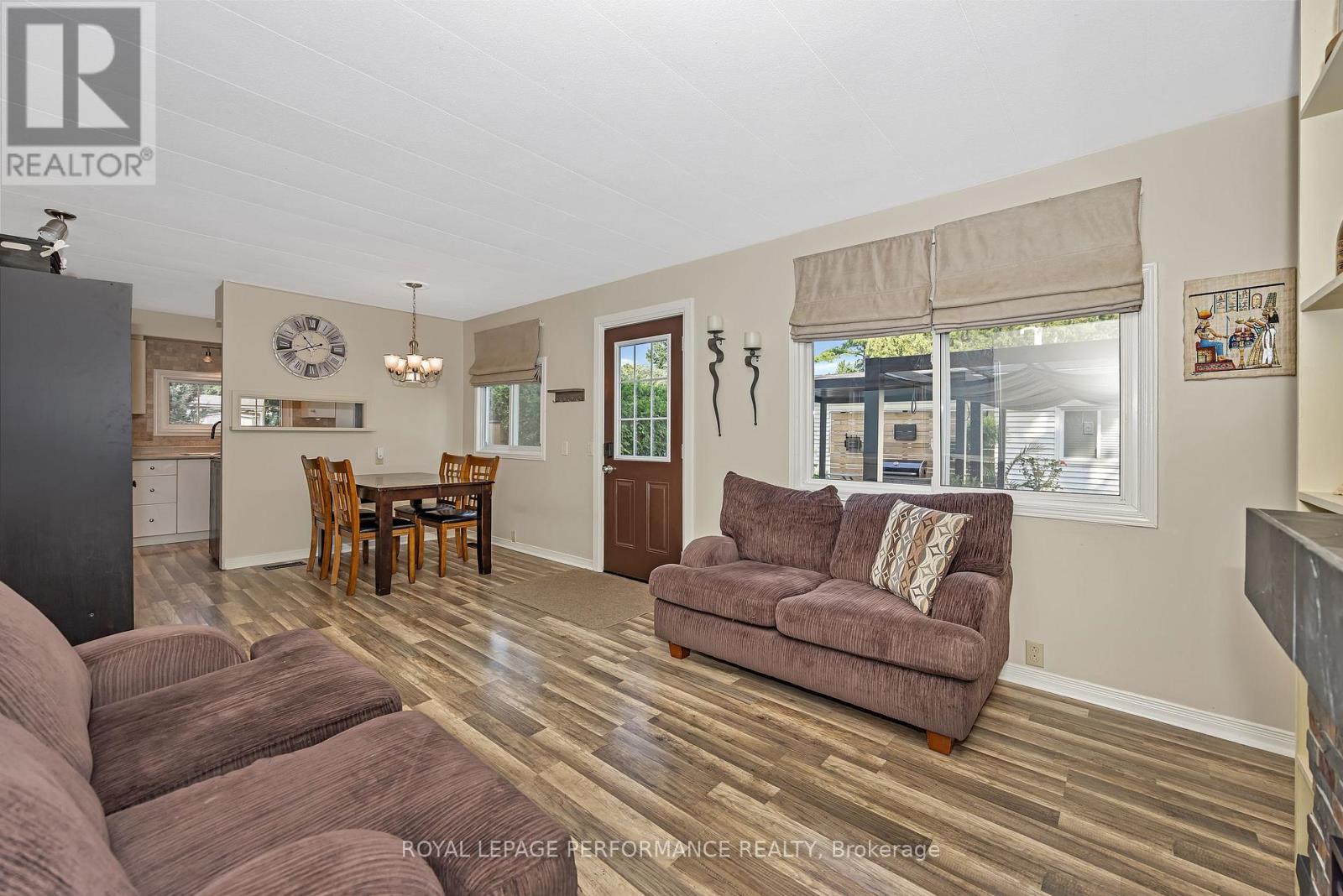 8 Bradley Green Court, Ottawa, Ontario  K2S 1B7 - Photo 9 - X12317993