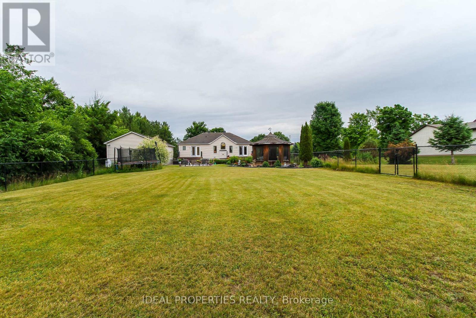208 Pine Ridge Drive, Beckwith, Ontario  K7C 3P2 - Photo 40 - X12317996