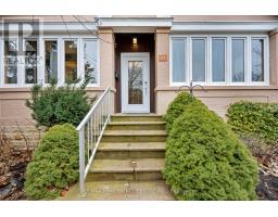 32 WENONAH DRIVE, Mississauga, Ontario