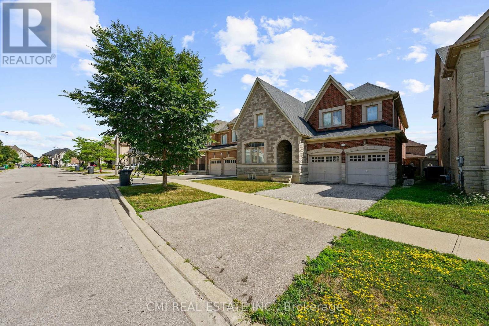 Property at 5 DECORSO DRIVE N image 2