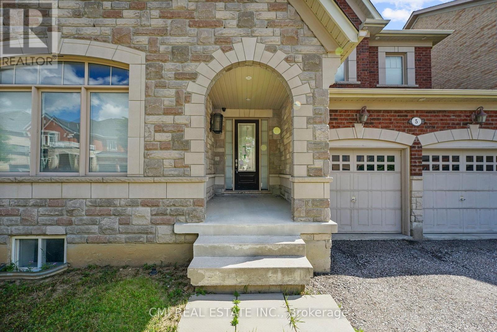 Property at 5 DECORSO DRIVE N image 3