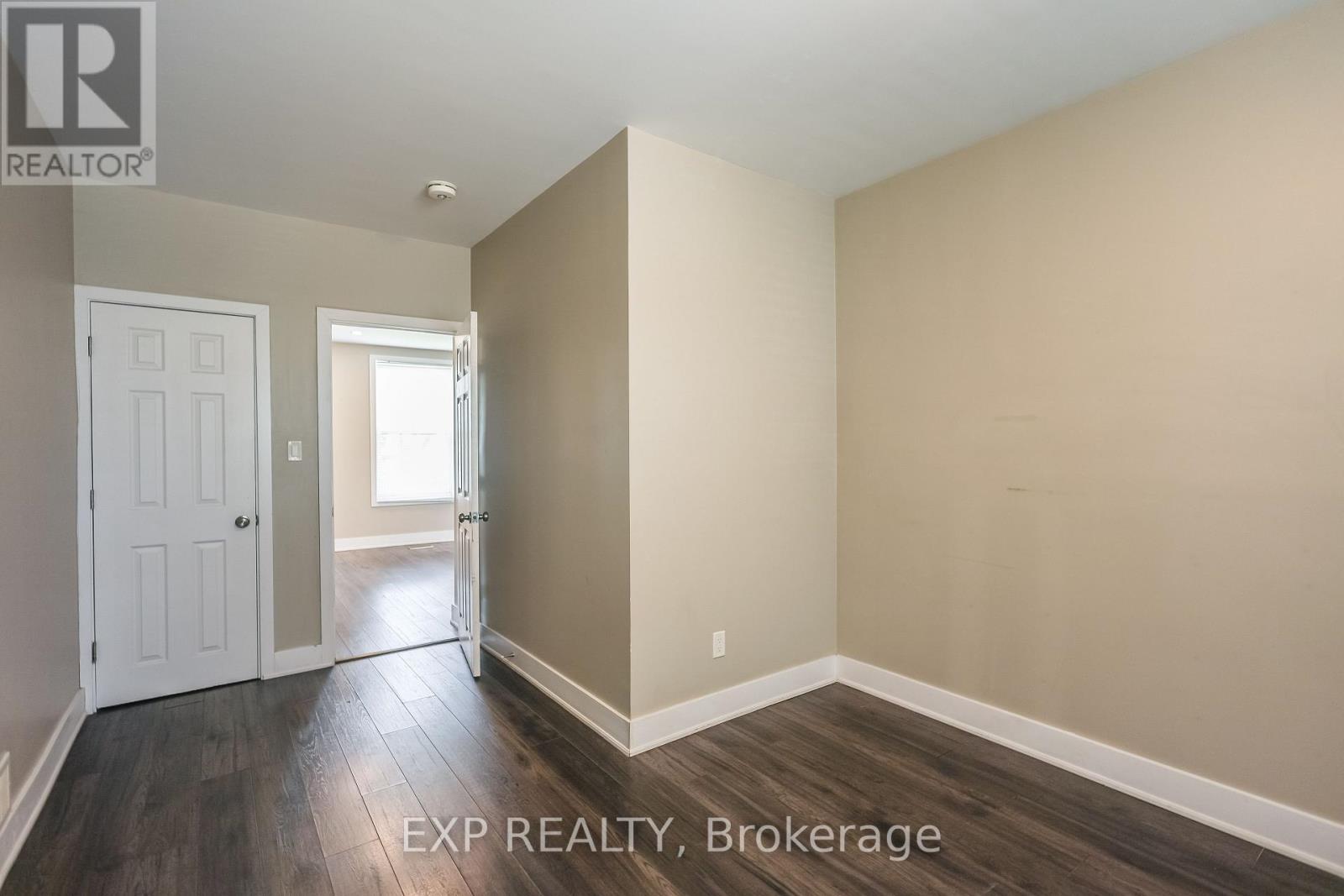 29 Ashley Street, Hamilton, Ontario  L8L 5S5 - Photo 10 - X12317892