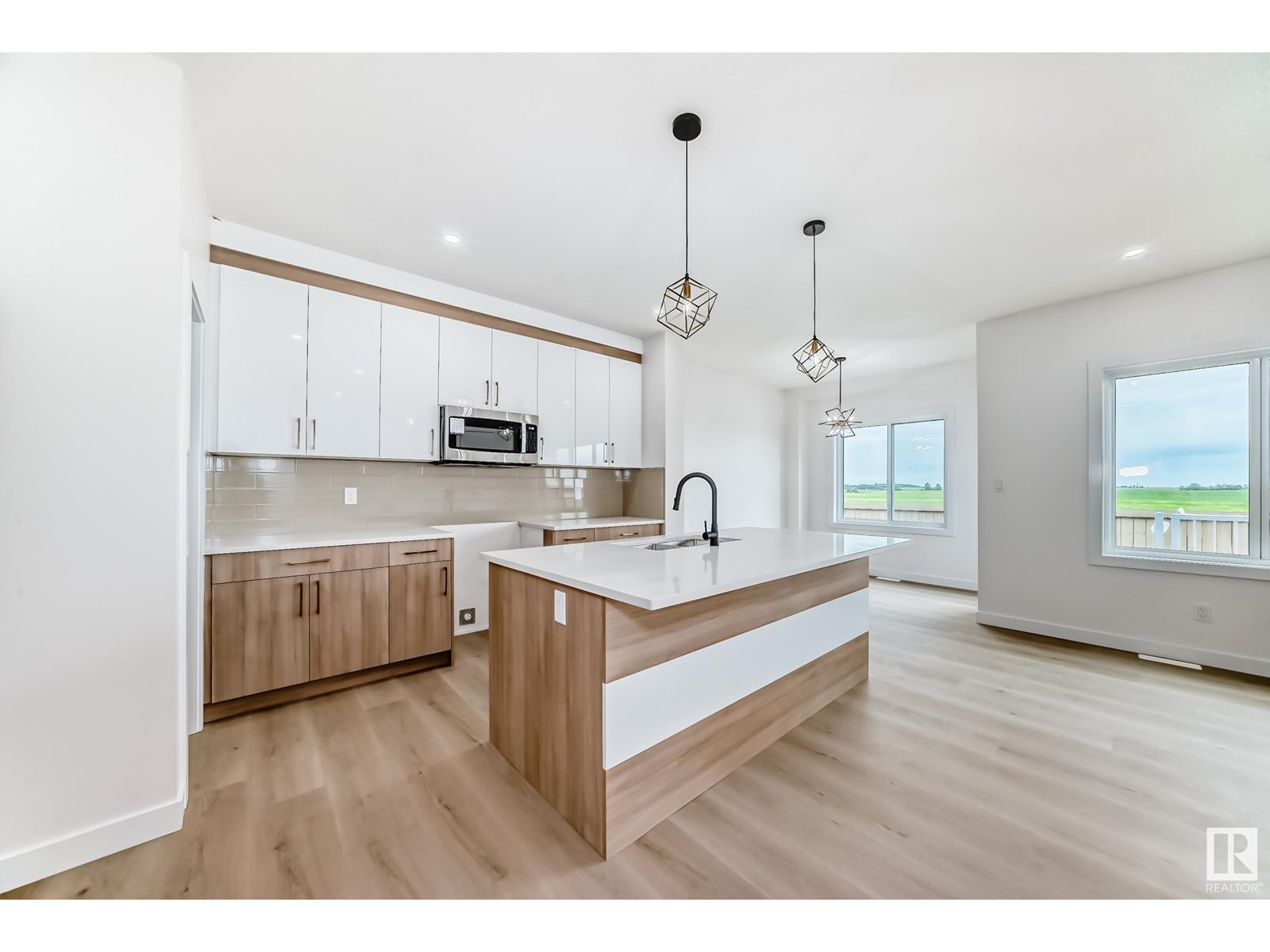 3720 67 St, Beaumont, Alberta  T4X 0G6 - Photo 9 - E4450586