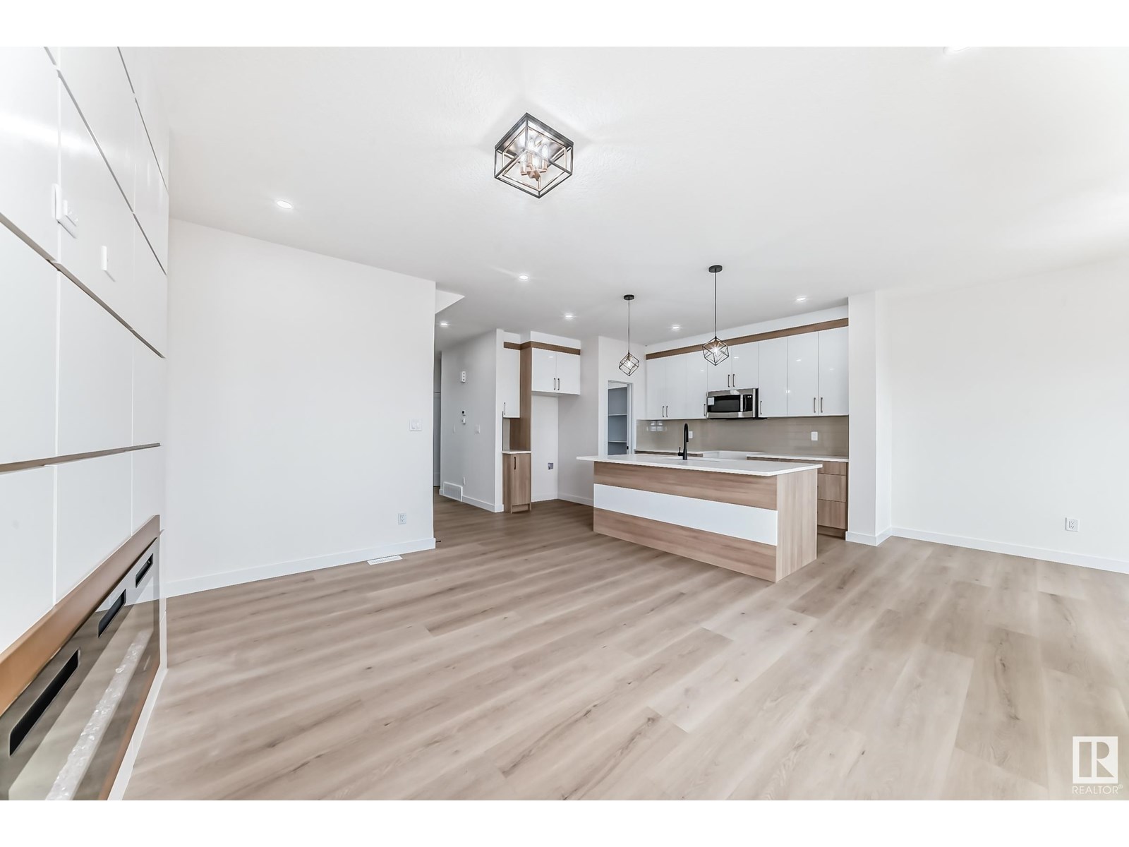 3720 67 St, Beaumont, Alberta  T4X 0G6 - Photo 8 - E4450586