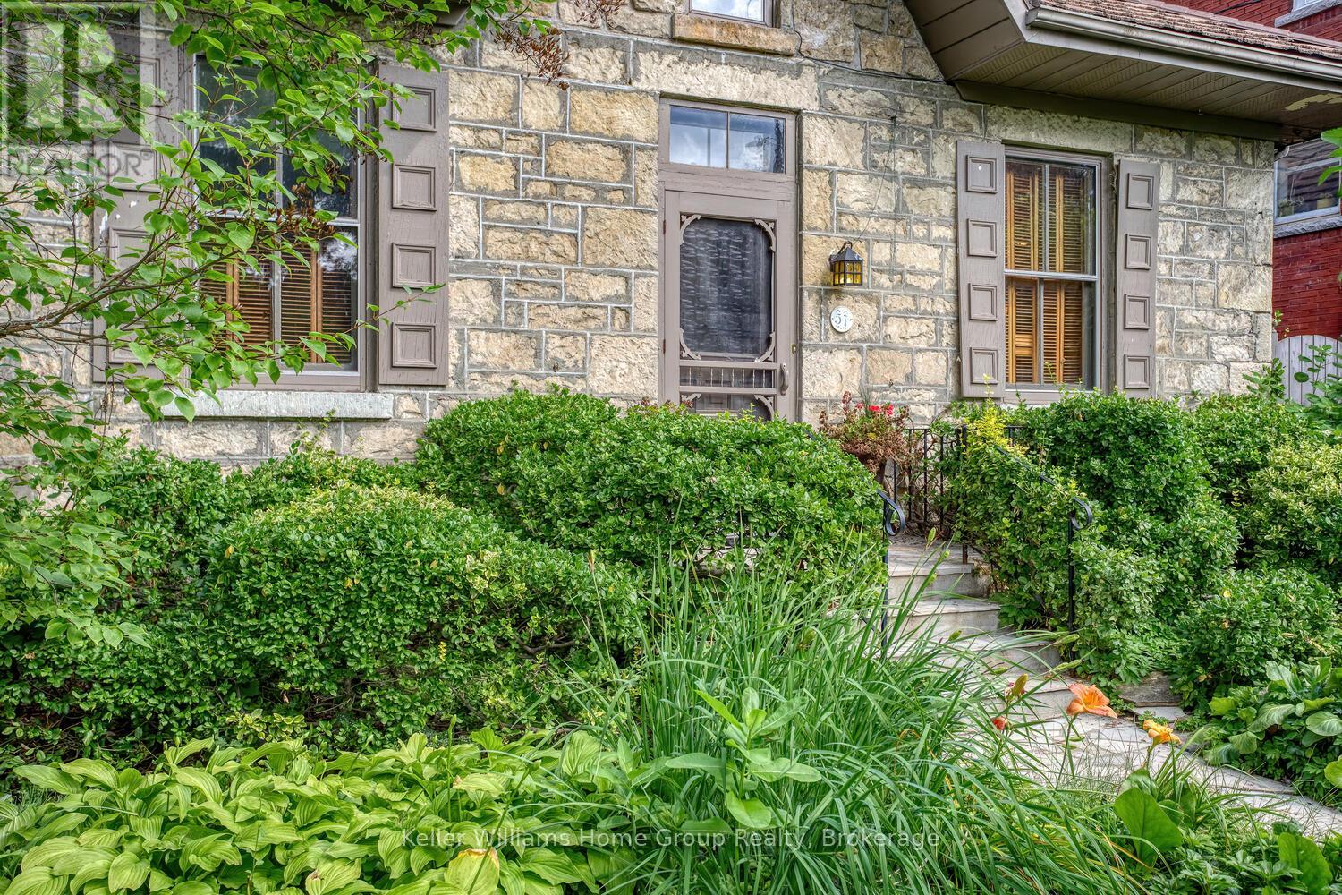 57 Cambridge Street, Guelph, Ontario  N1H 2V1 - Photo 11 - X12317950
