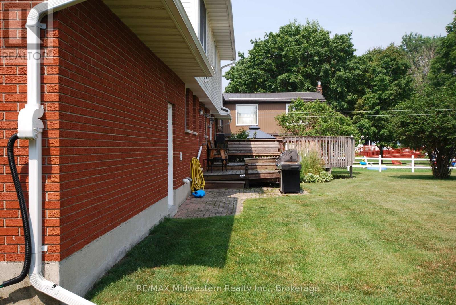 62 King Street N, Minto, Ontario  N0G 1Z0 - Photo 4 - X12317966