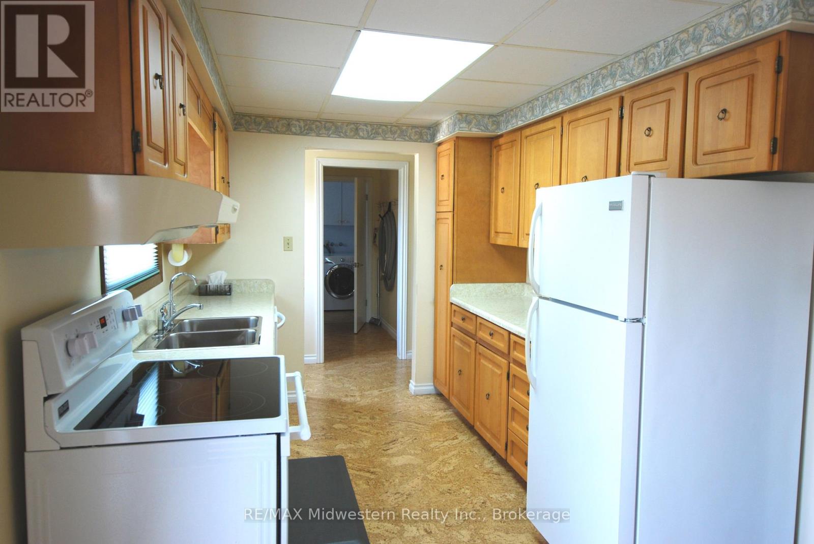 62 King Street N, Minto, Ontario  N0G 1Z0 - Photo 5 - X12317966