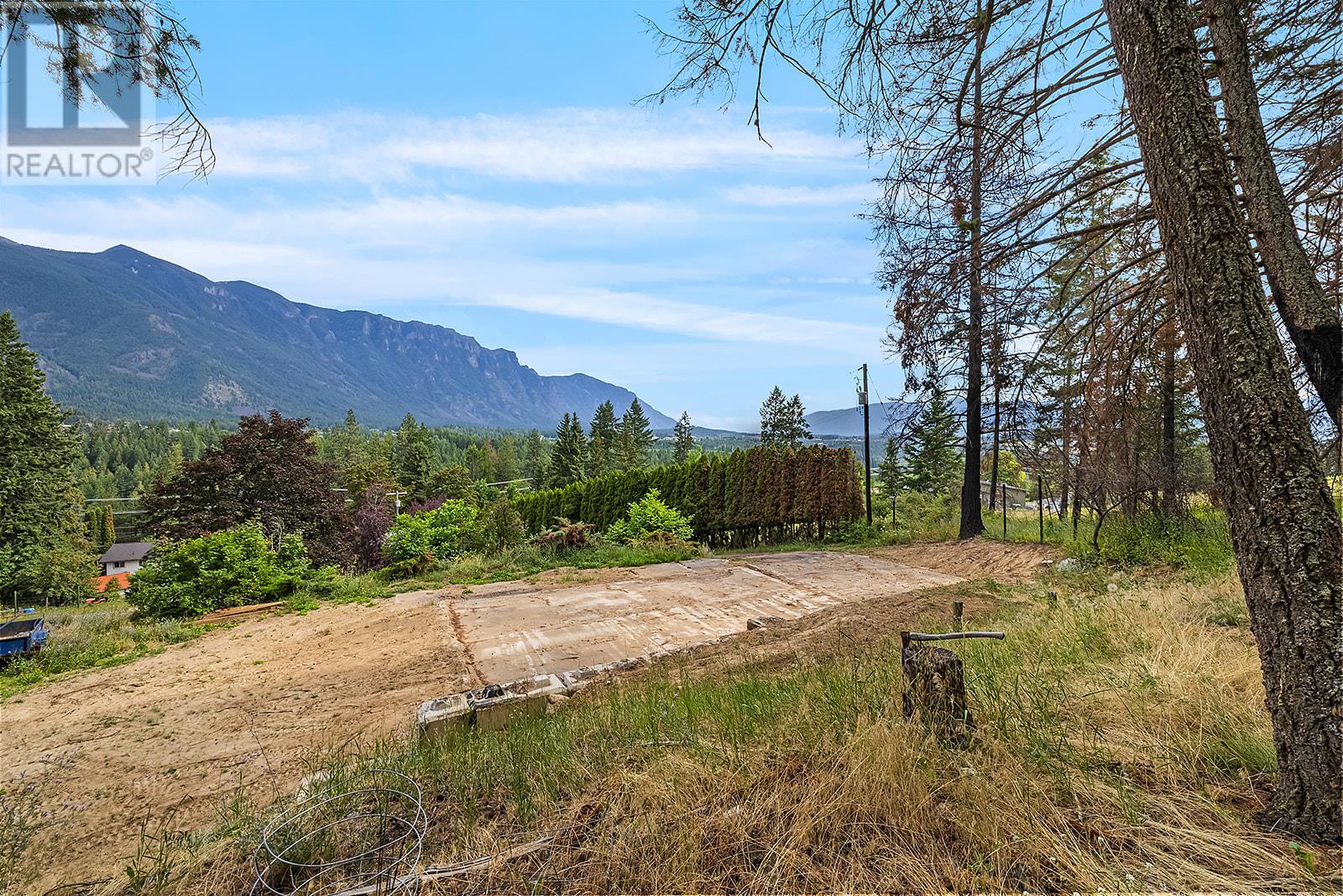 3930 3 Highway, Erickson, British Columbia  V0B 1K0 - Photo 2 - 10357970