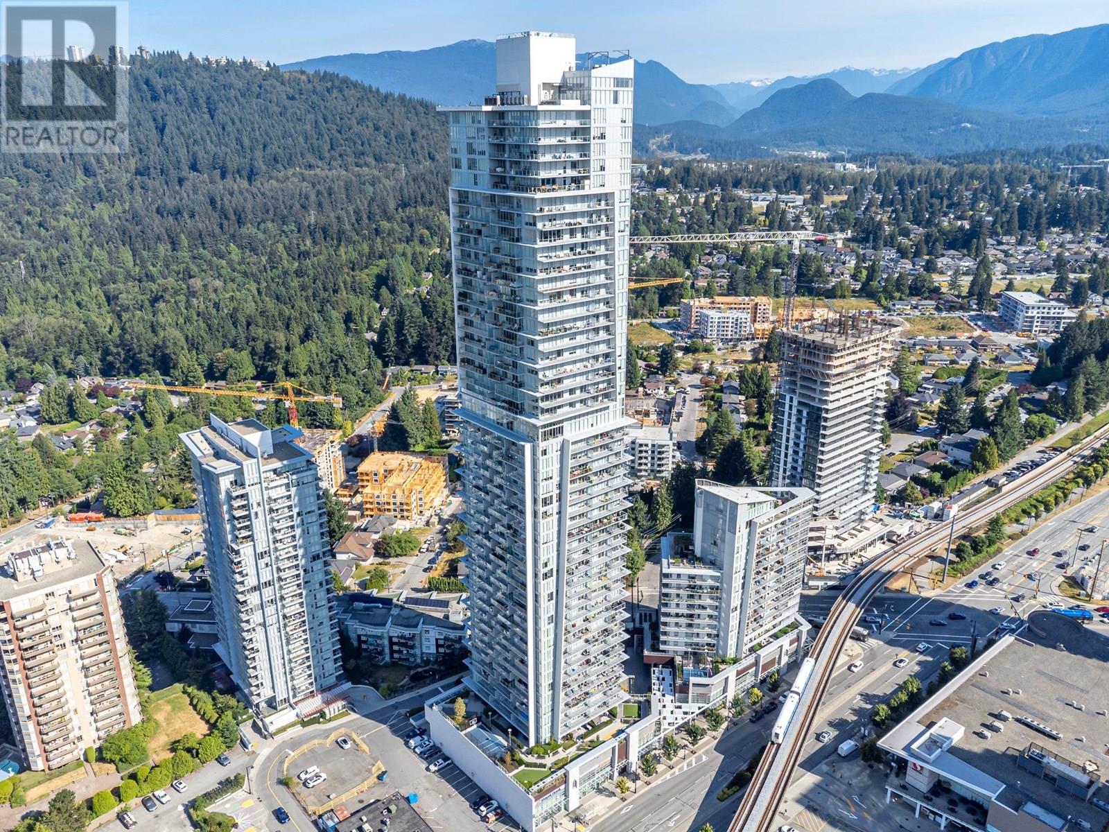 2701 567 Clarke Road, Coquitlam, British Columbia  V3J 0K7 - Photo 2 - R3032251