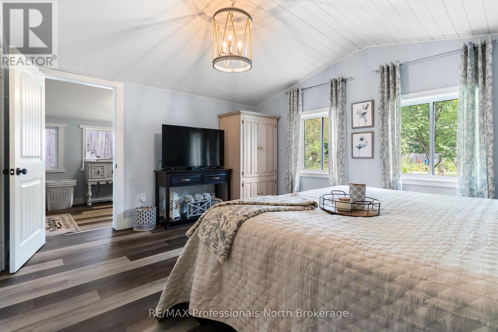 1030 All Seasons Court, Algonquin Highlands, Ontario  K0M 1S0 - Photo 15 - X12317979