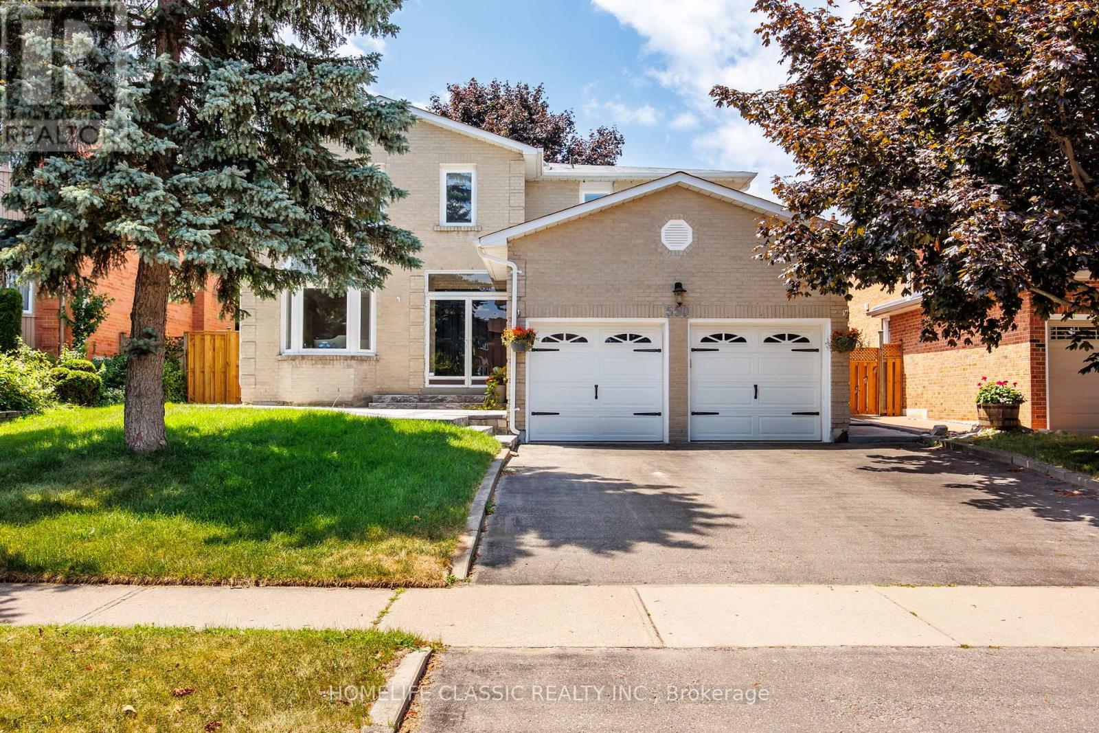 Property at 550 DAHLIA CRESCENT image 1