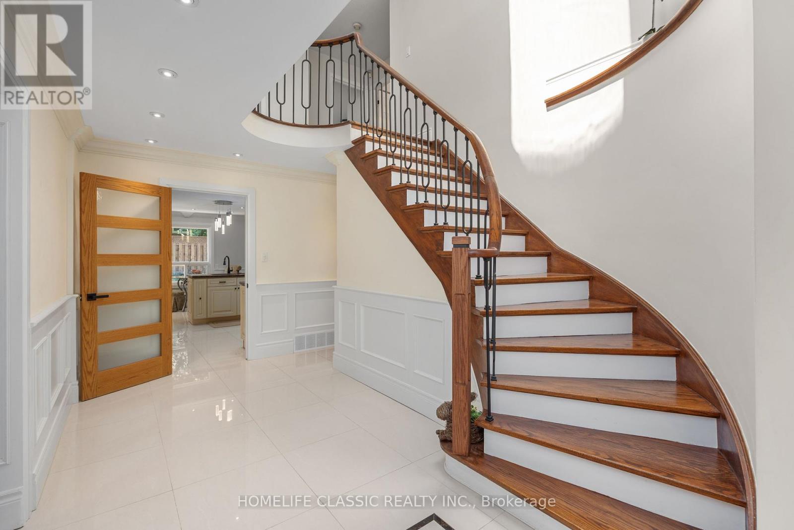 550 Dahlia Crescent, Pickering, Ontario  L1W 3G5 - Photo 16 - E12317972