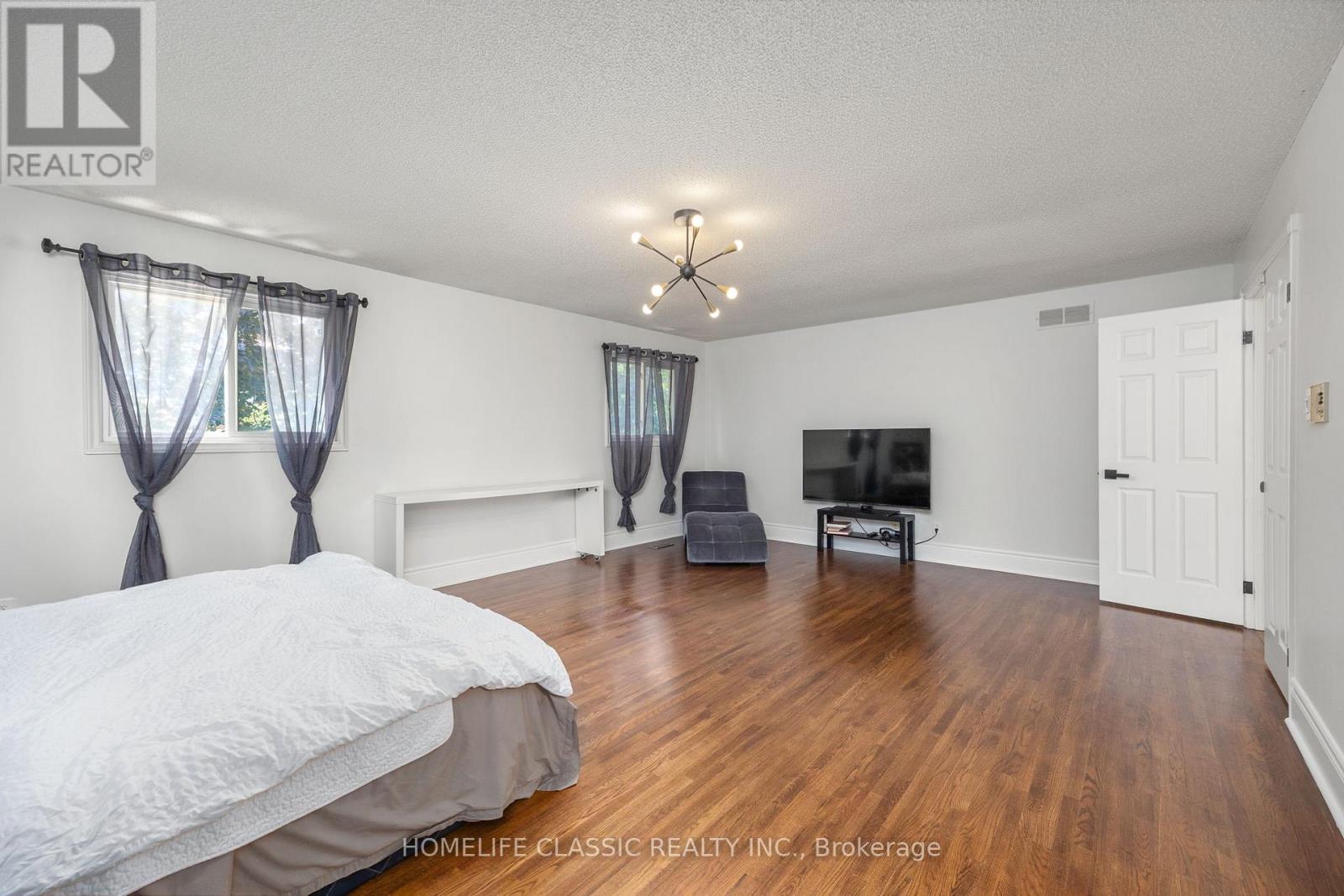 550 Dahlia Crescent, Pickering, Ontario  L1W 3G5 - Photo 21 - E12317972