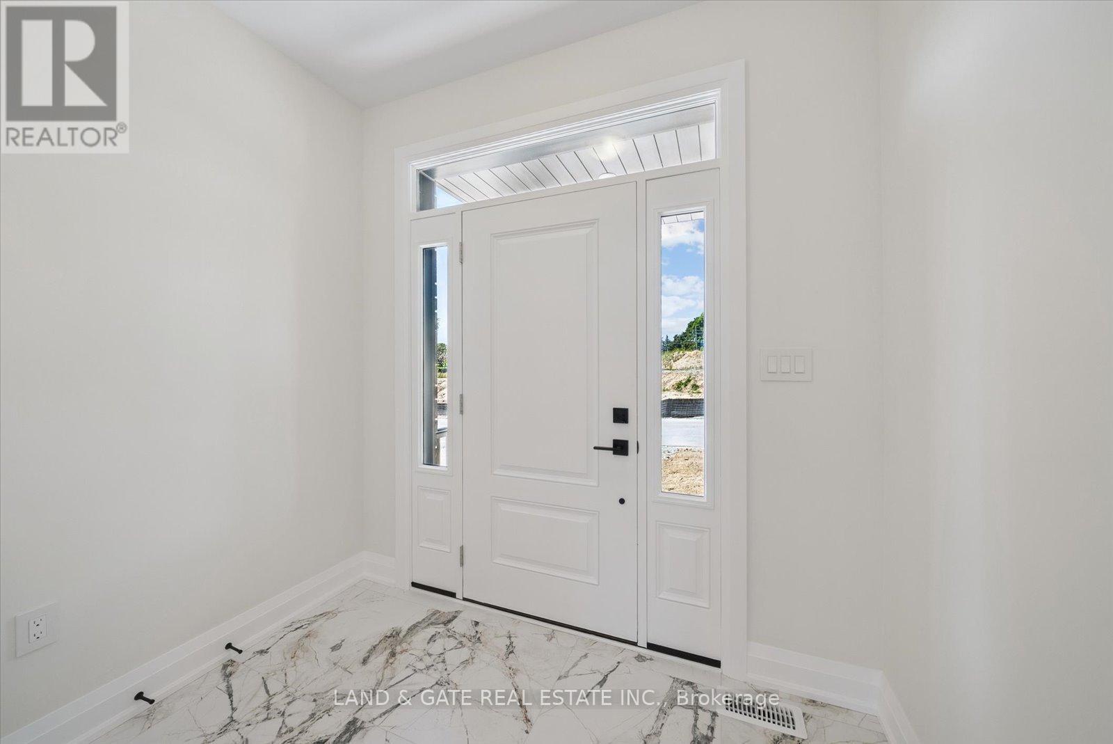 Property at 965 QUEENSDALE AVENUE image 2