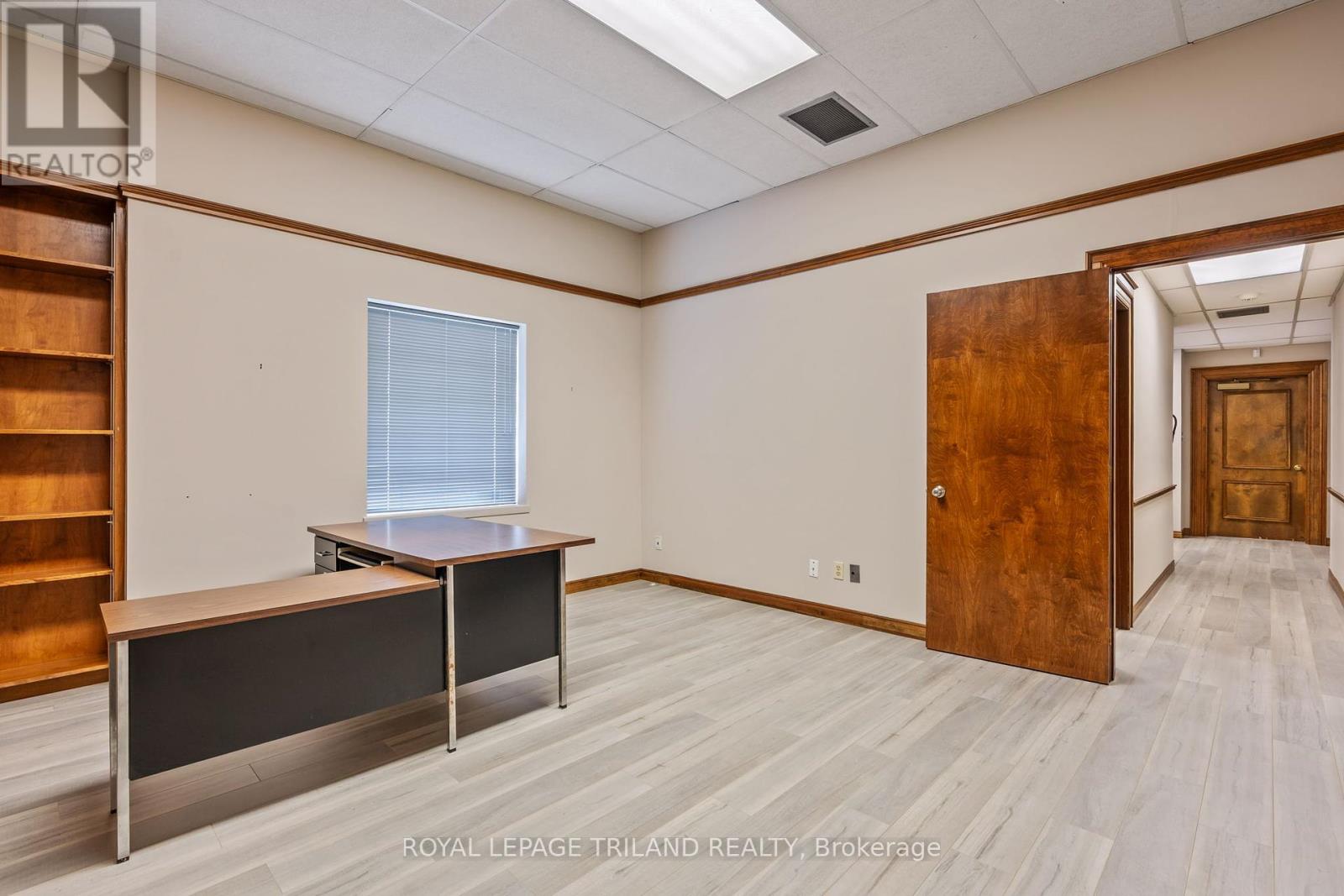 108 Centre Street W, St. Thomas, Ontario  N5R 2Z7 - Photo 13 - X12318032
