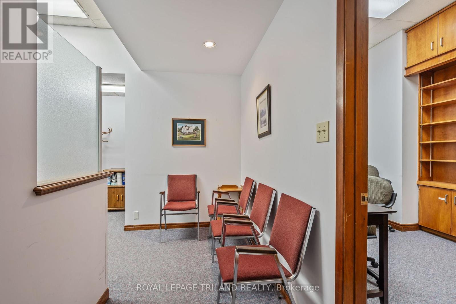 108 Centre Street W, St. Thomas, Ontario  N5R 2Z7 - Photo 18 - X12318032