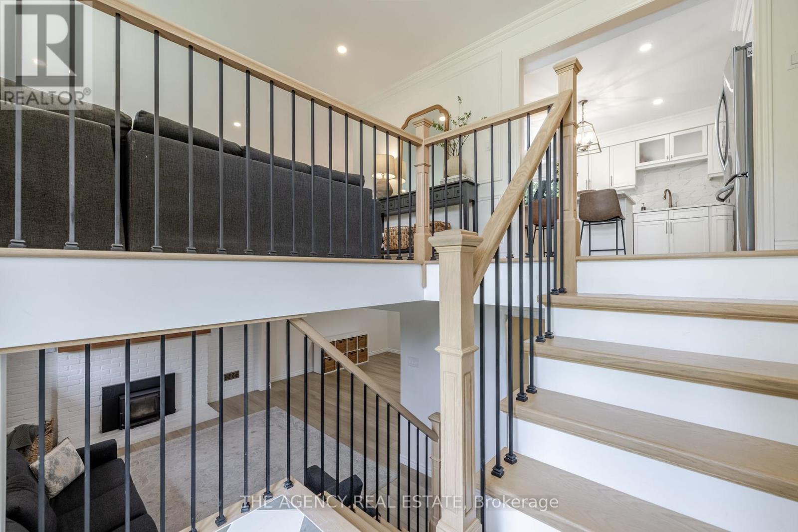 46299 North Street N, Central Elgin, Ontario  N5P 3S8 - Photo 4 - X12318067