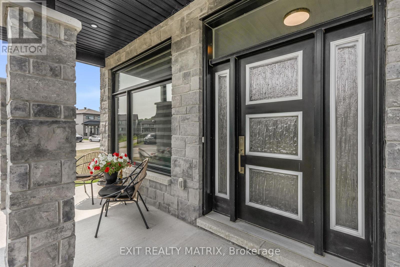 Property at 1143 AVIGNON STREET image 3