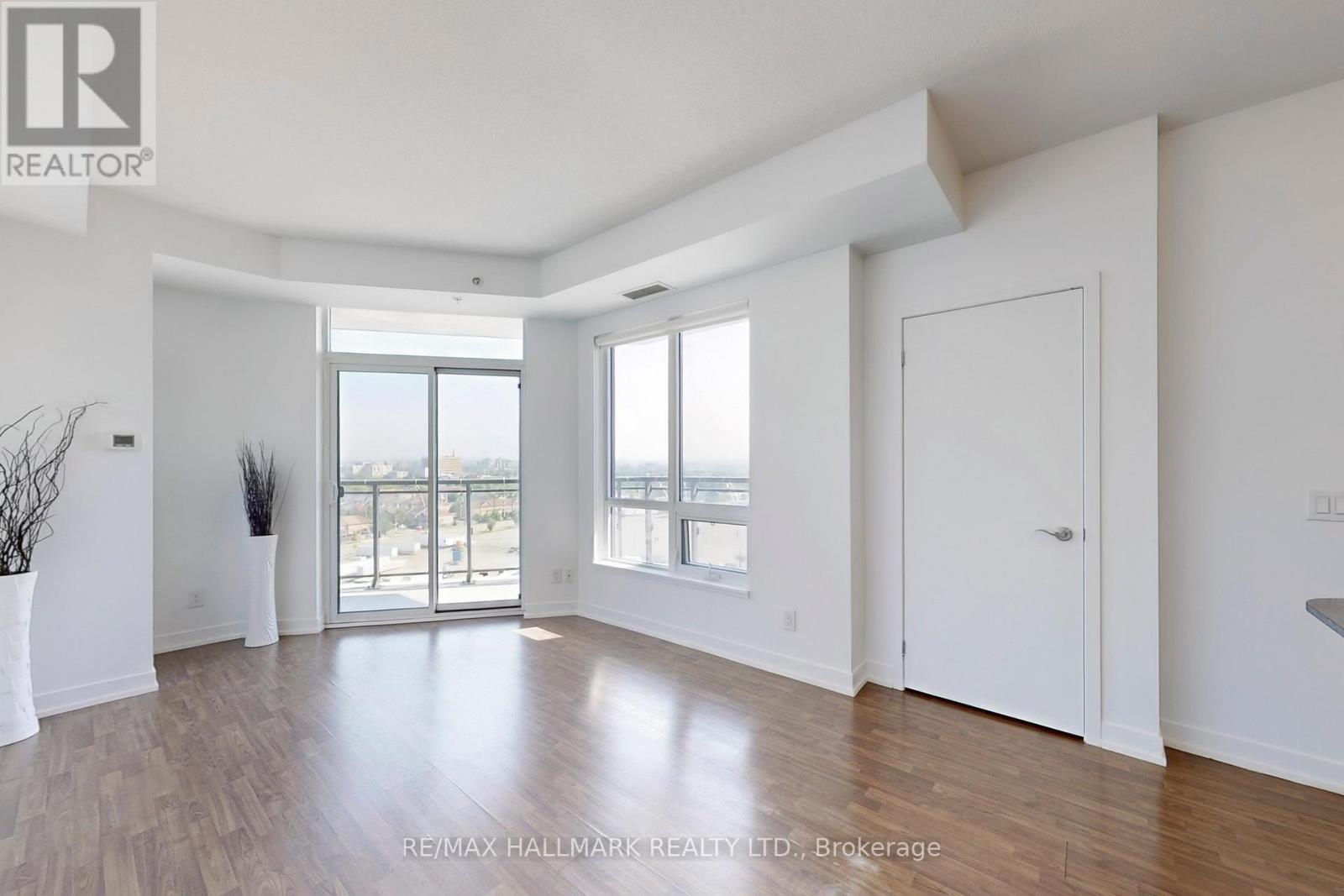 1207 - 840 Queens Plate Drive, Toronto, Ontario  M9W 0E7 - Photo 10 - W12317964