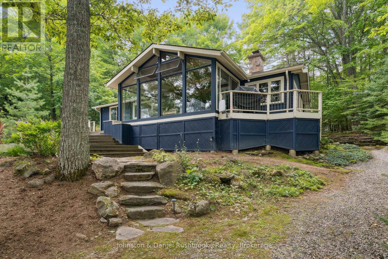 7-1490 Juddhaven Road, Muskoka Lakes, Ontario  P0B 1J0 - Photo 3 - X12318023