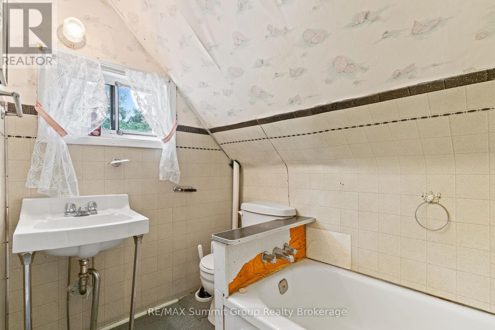 235284 Grey Road 13, Grey Highlands, Ontario  N0C 1G0 - Photo 26 - X12318033