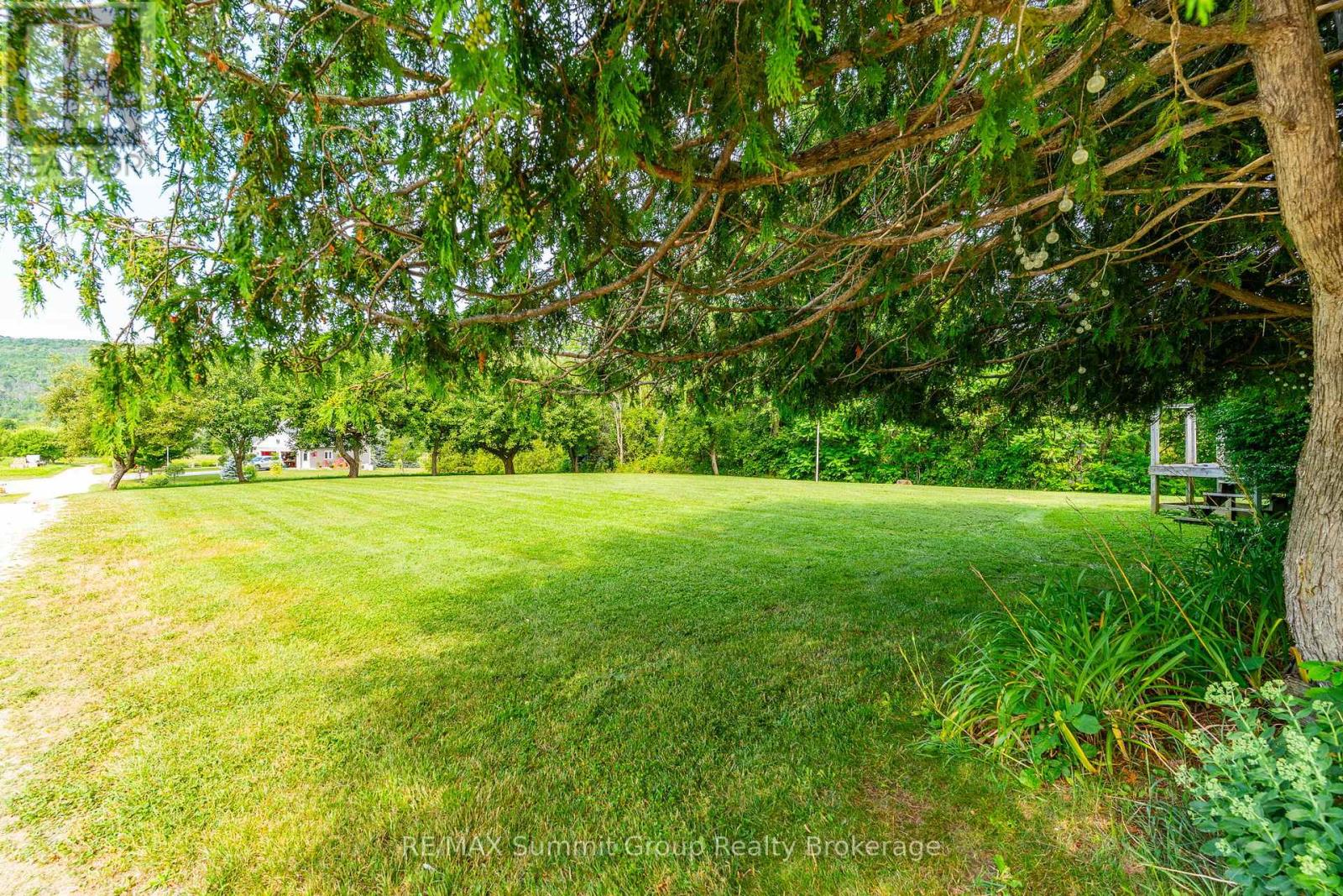 235284 Grey Road 13, Grey Highlands, Ontario  N0C 1G0 - Photo 33 - X12318033