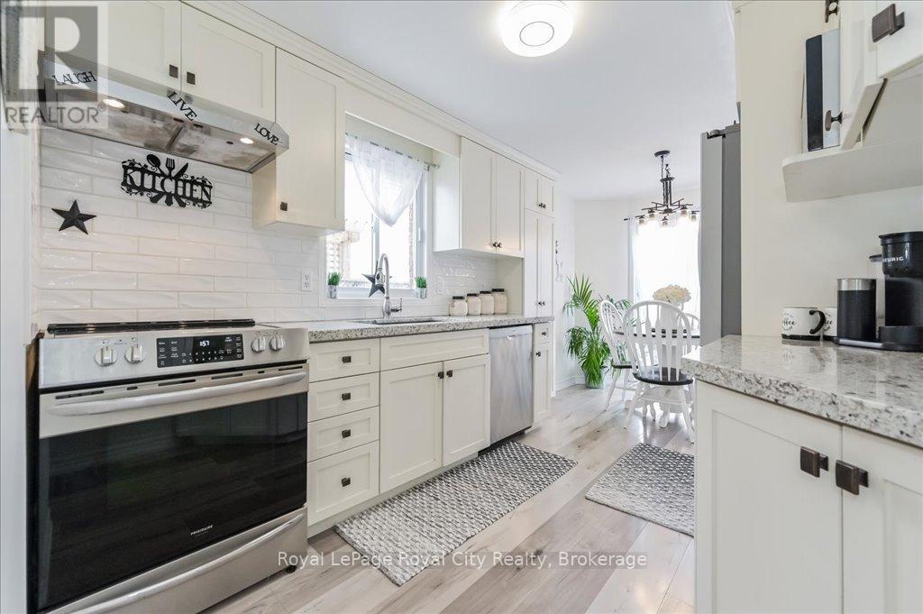 164 Tait Crescent, Centre Wellington, Ontario  N1M 3P5 - Photo 6 - X12318043