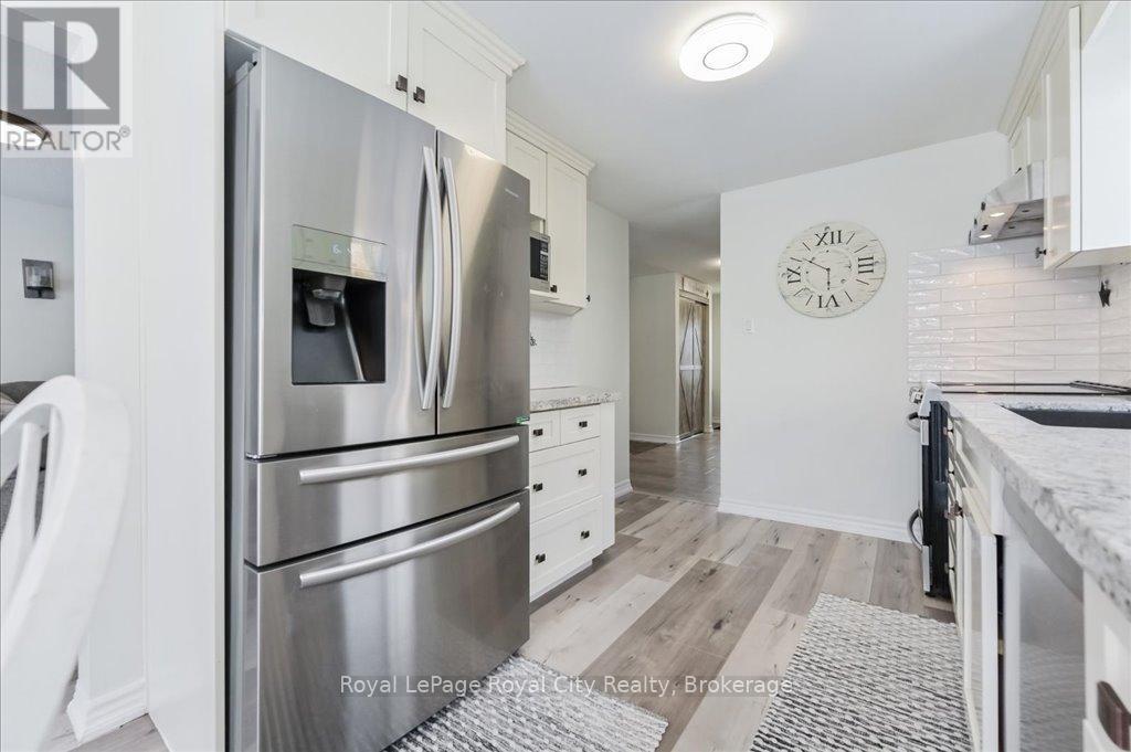 164 Tait Crescent, Centre Wellington, Ontario  N1M 3P5 - Photo 8 - X12318043