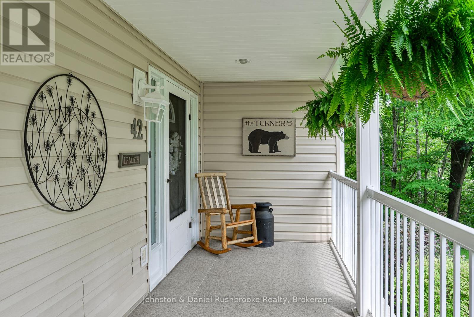 42 Mccrank Drive Nw, Bracebridge, Ontario  P1L 1B1 - Photo 4 - X12318089