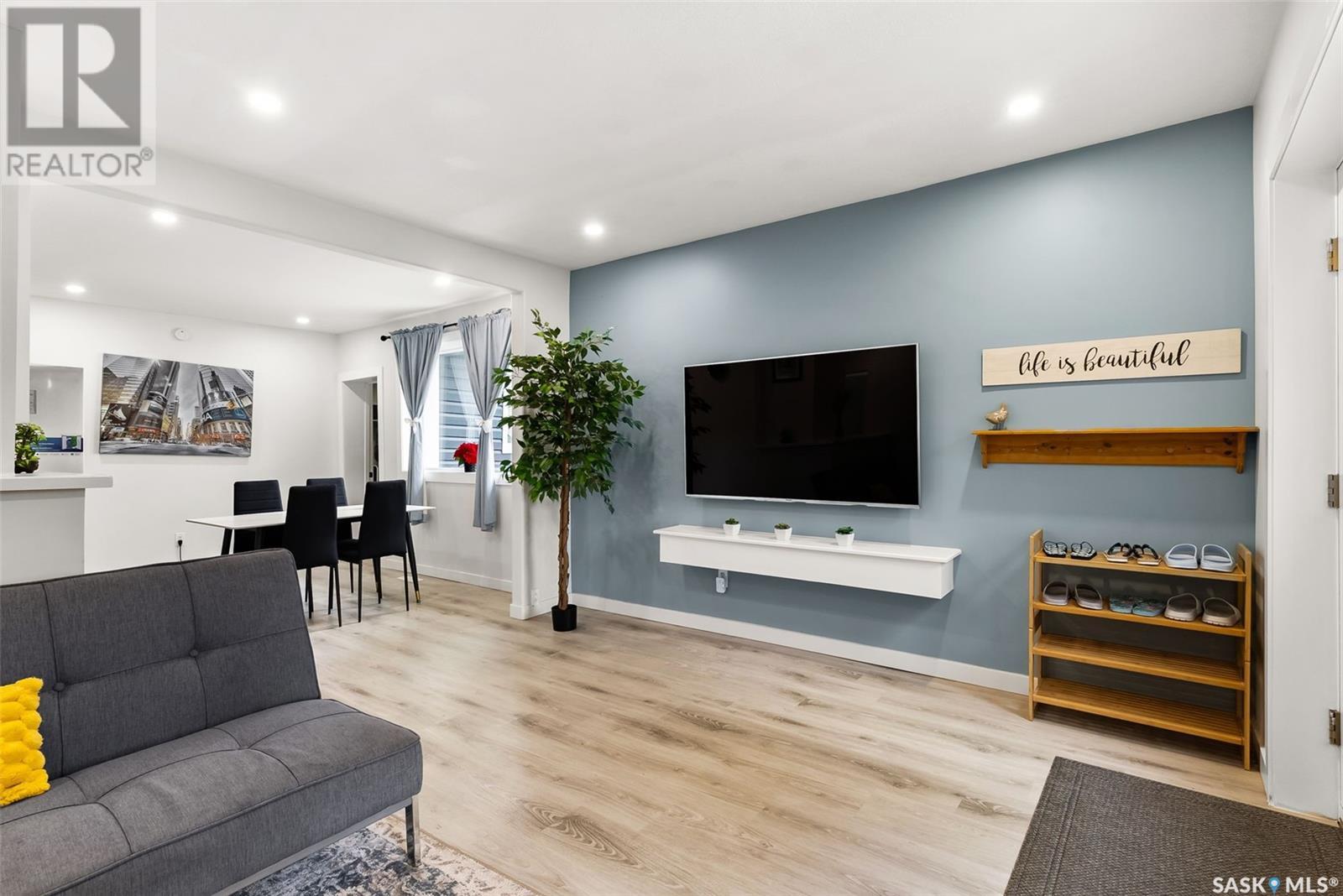 2076 Queen Street, Regina, Saskatchewan  S4T 4C1 - Photo 4 - SK014315