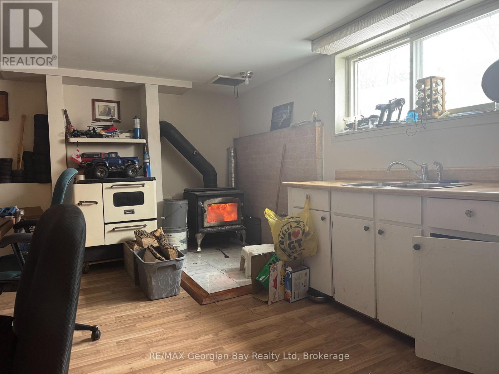 22 Oakwood Avenue, Tiny, Ontario  L9M 0J2 - Photo 16 - S11982014