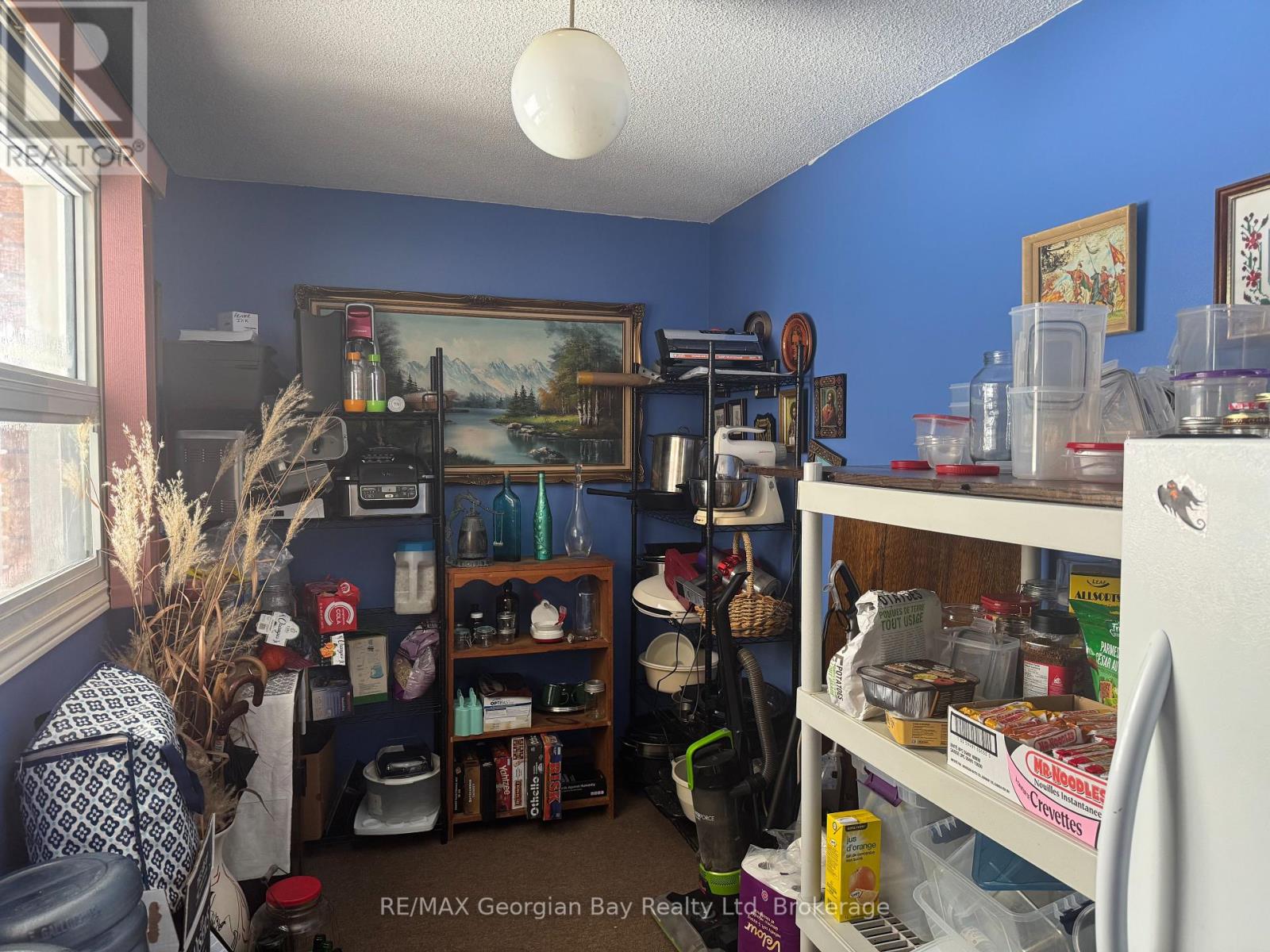 22 Oakwood Avenue, Tiny, Ontario  L9M 0J2 - Photo 6 - S11982014