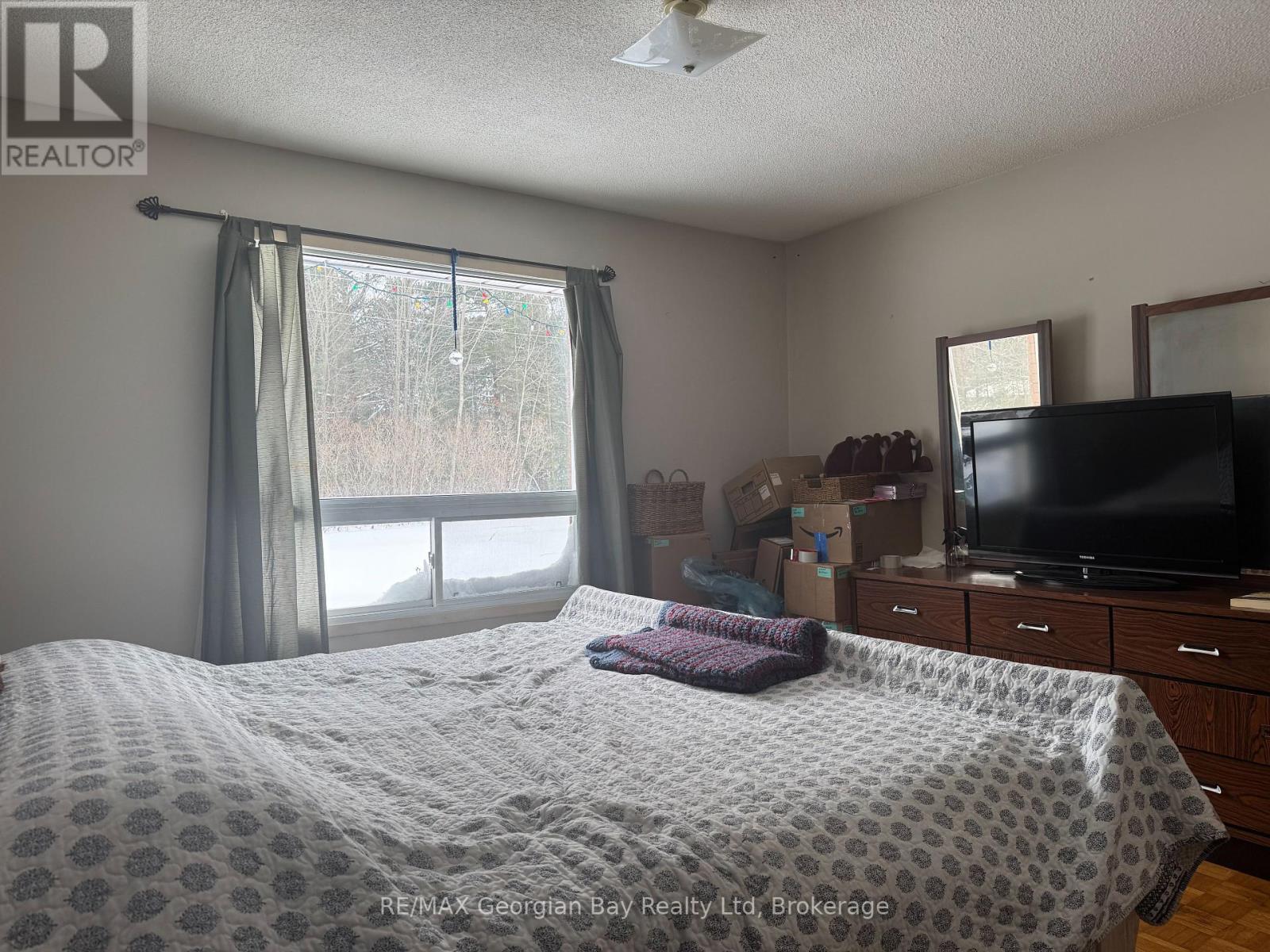22 Oakwood Avenue, Tiny, Ontario  L9M 0J2 - Photo 13 - S11982014