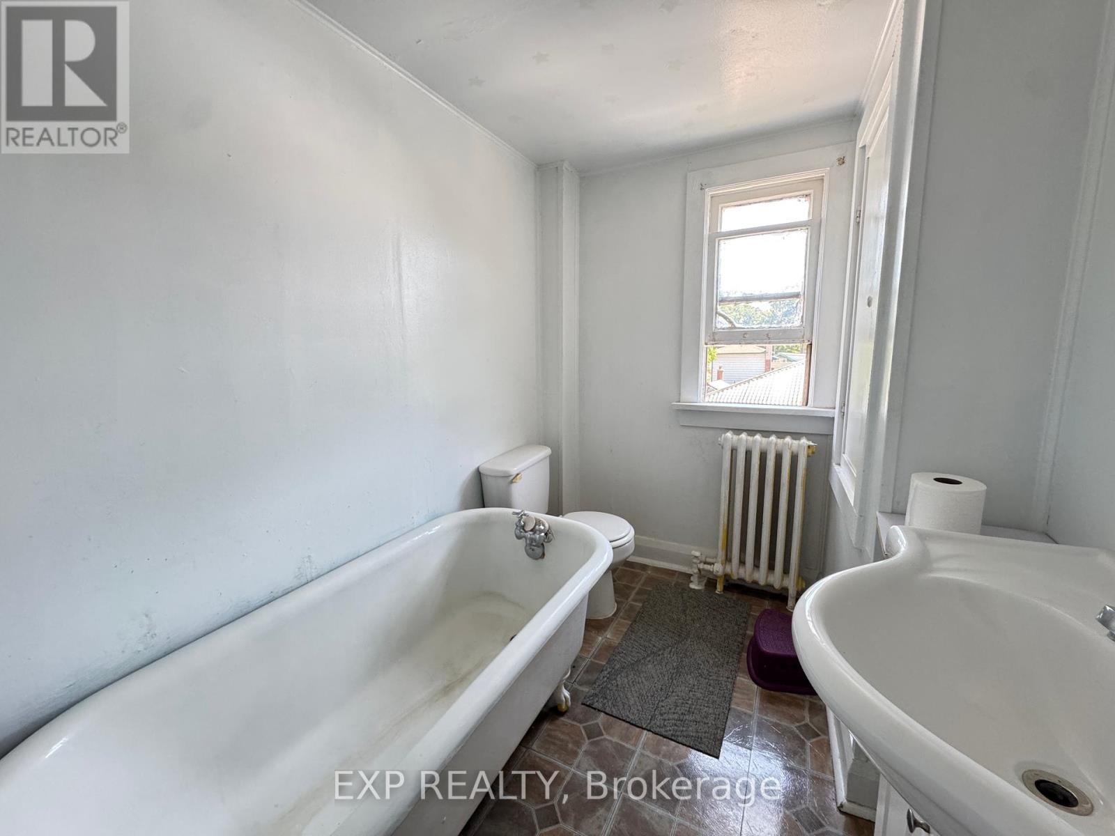 195 Queen Street W, Brampton, Ontario  L6Y 1M5 - Photo 13 - W12244443