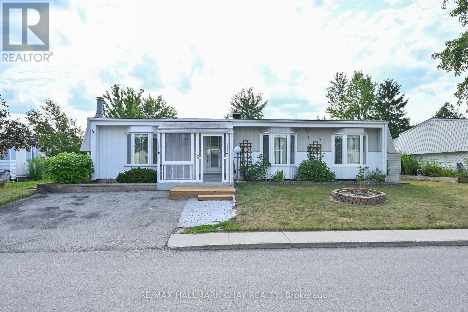 Property at 6 TERRA NOVA ARM image 1