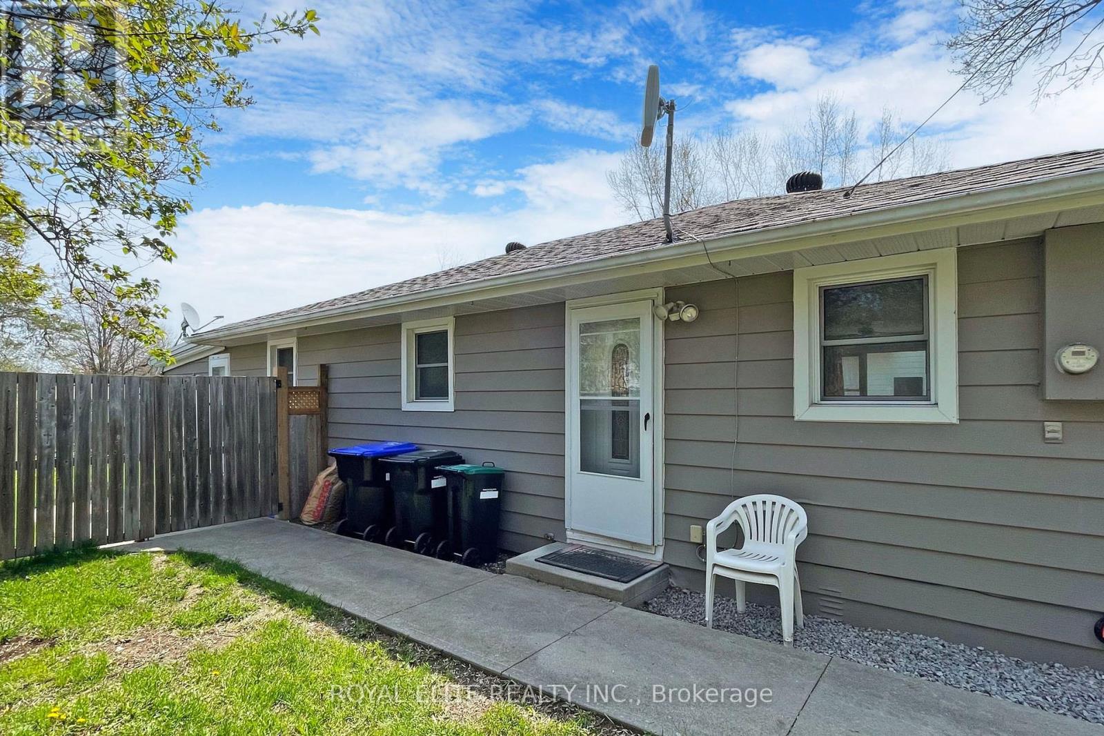 Property at 3965 HILLTOP ROAD image 2