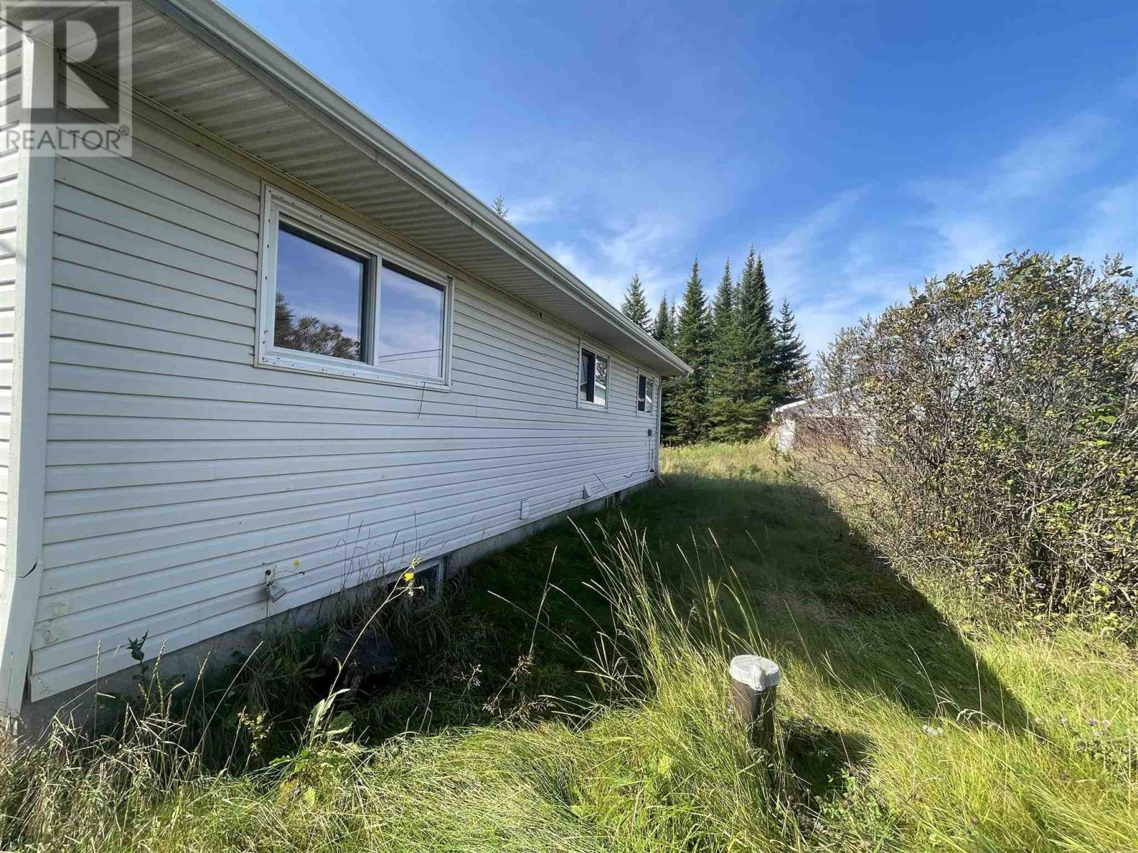105 Railway Ave W, Dinorwic, Ontario  P0V 1P0 - Photo 5 - TB243699