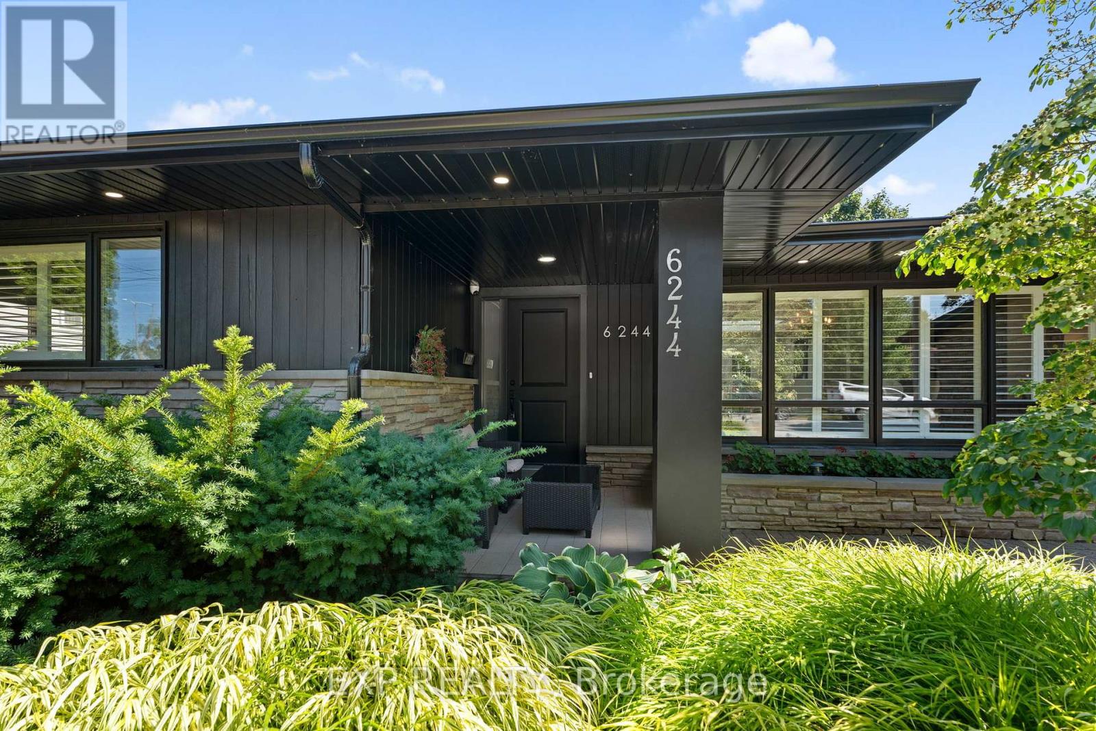 Property at 6244 RUSSELL STREET image 3