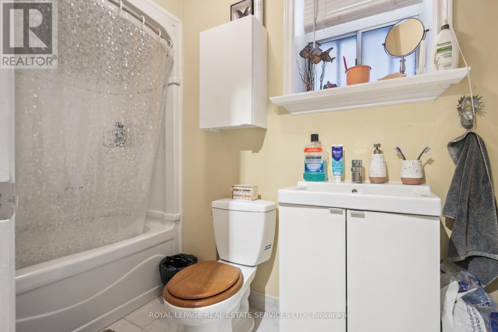 60 Murrie Street, Toronto, Ontario  M8V 1X7 - Photo 11 - W12318068