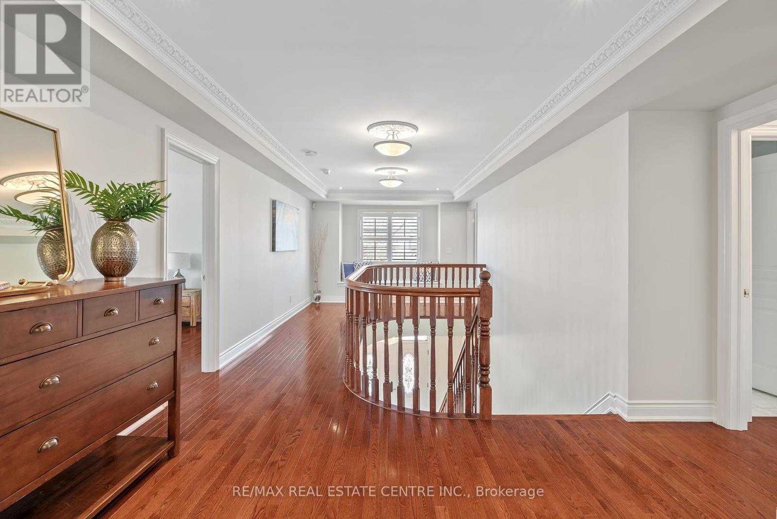 819 Canyon Street, Mississauga, Ontario  L5H 4M3 - Photo 21 - W12318084