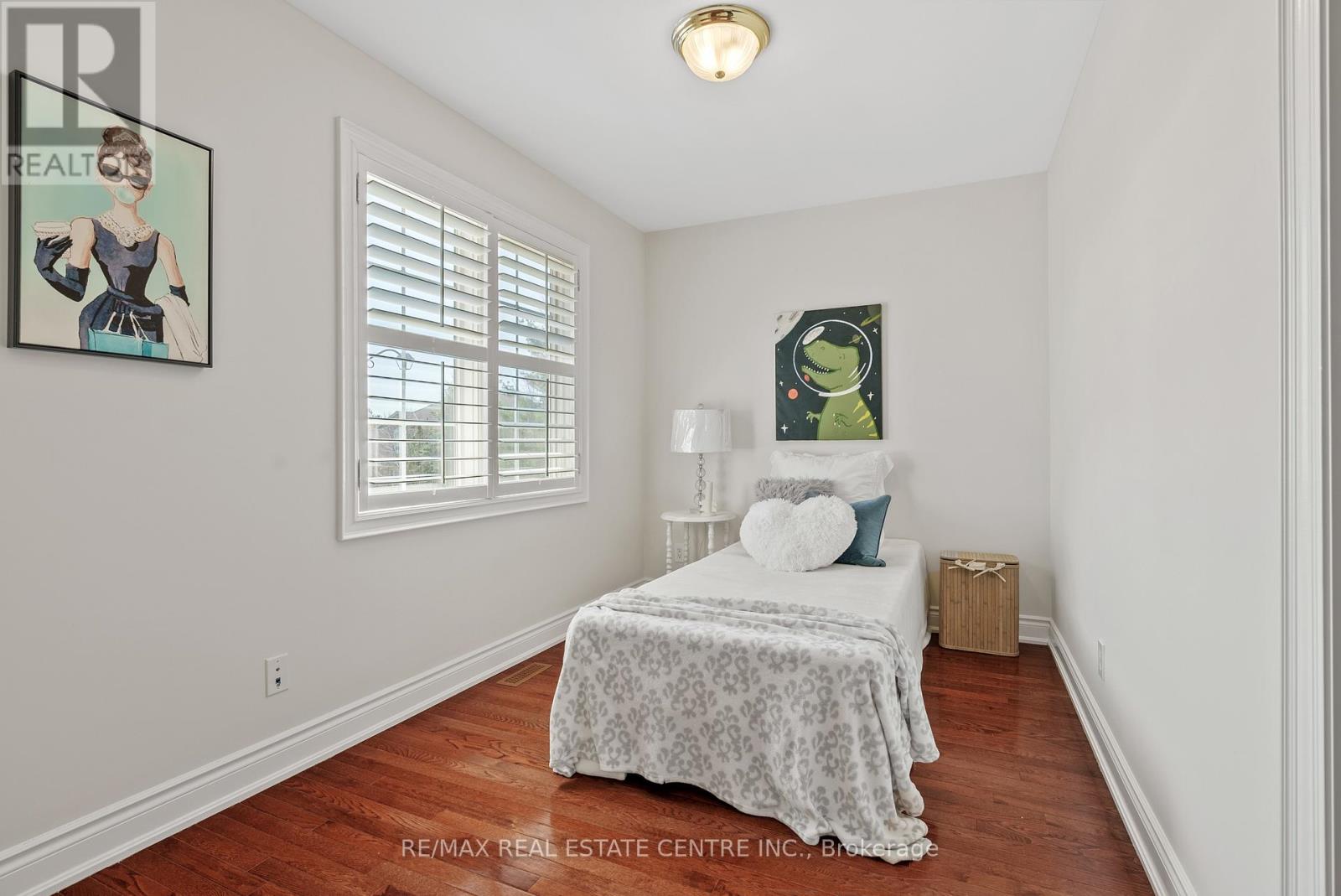 819 Canyon Street, Mississauga, Ontario  L5H 4M3 - Photo 28 - W12318084