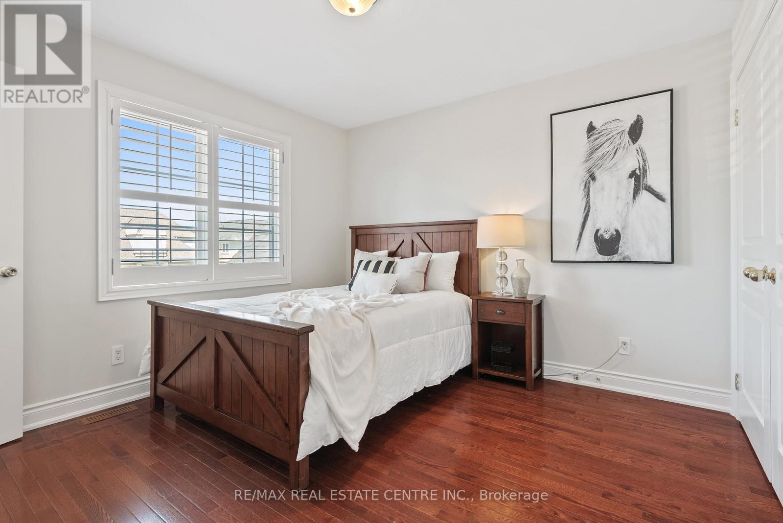 819 Canyon Street, Mississauga, Ontario  L5H 4M3 - Photo 31 - W12318084