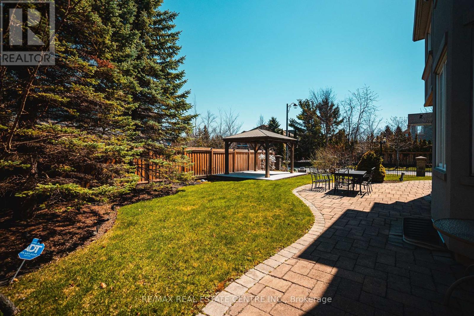 819 Canyon Street, Mississauga, Ontario  L5H 4M3 - Photo 48 - W12318084
