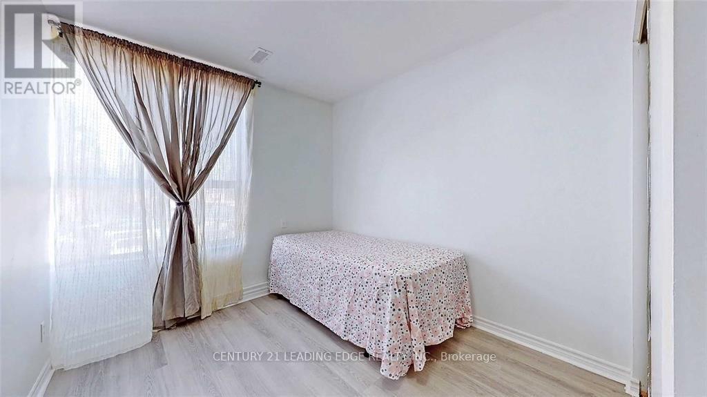 202 - 113 James Street N, Hamilton, Ontario  L8R 2K6 - Photo 12 - X12318092