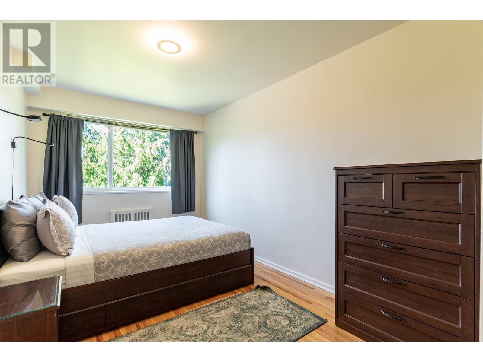 2464 W 1st Avenue, Vancouver, British Columbia  V6K 1G6 - Photo 12 - C8071142