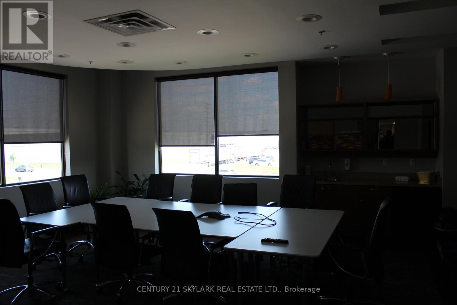 3210 Airway Drive, Mississauga, Ontario  L4V 1Y6 - Photo 10 - W12318164