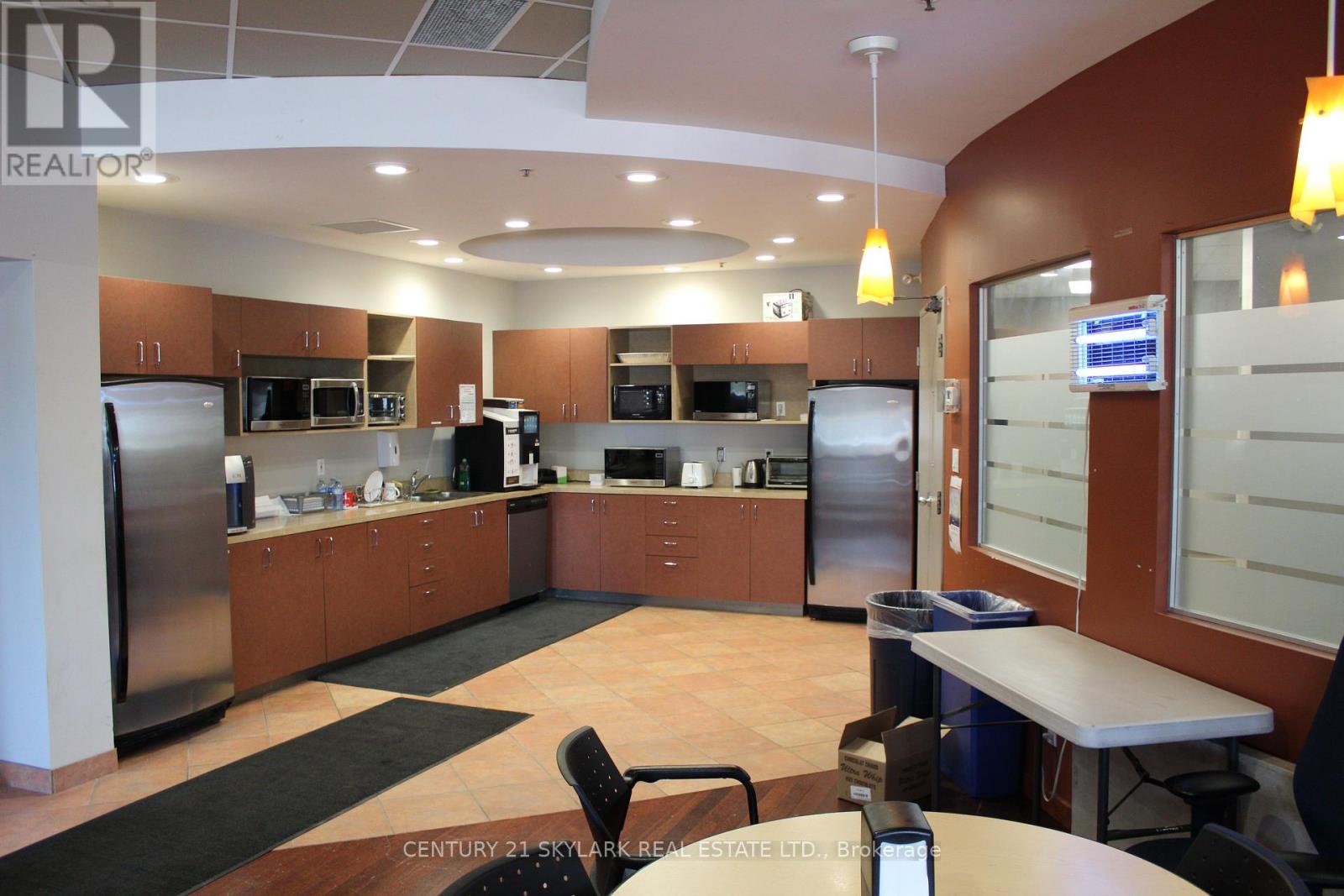 3210 Airway Drive, Mississauga, Ontario  L4V 1Y6 - Photo 14 - W12318164