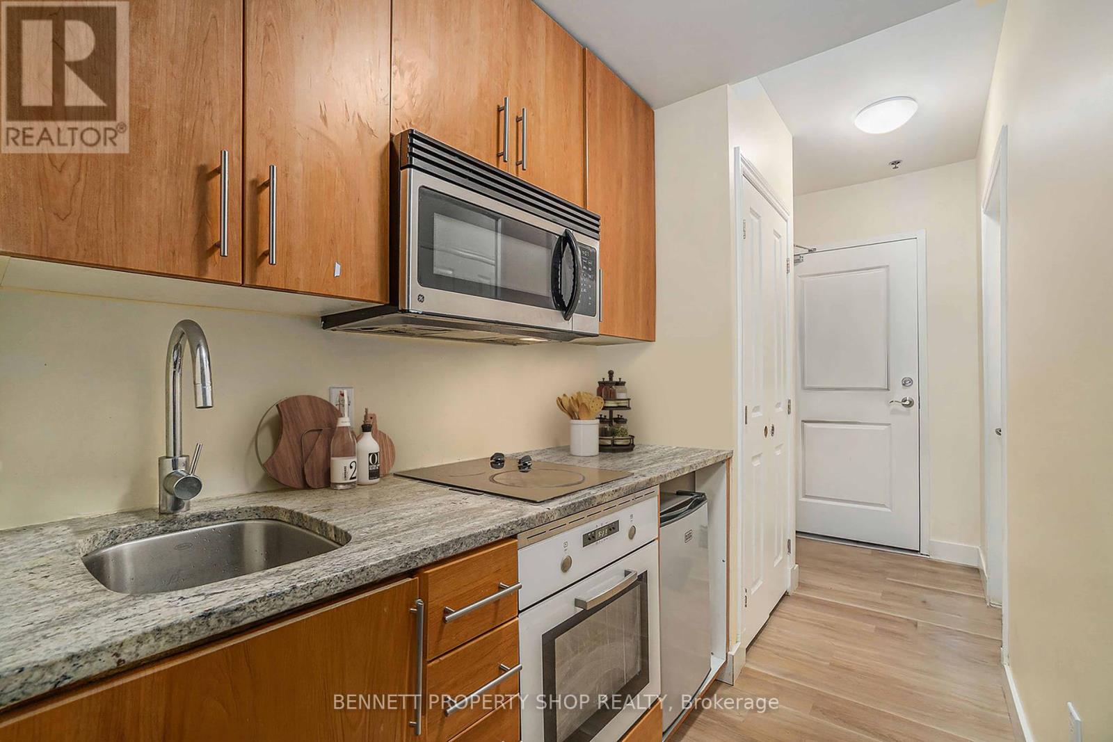 Property at 313 - 429 KENT STREET image 4